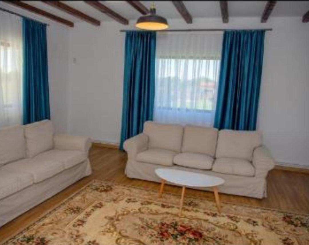 Appartamento Family House Pristol Esterno foto