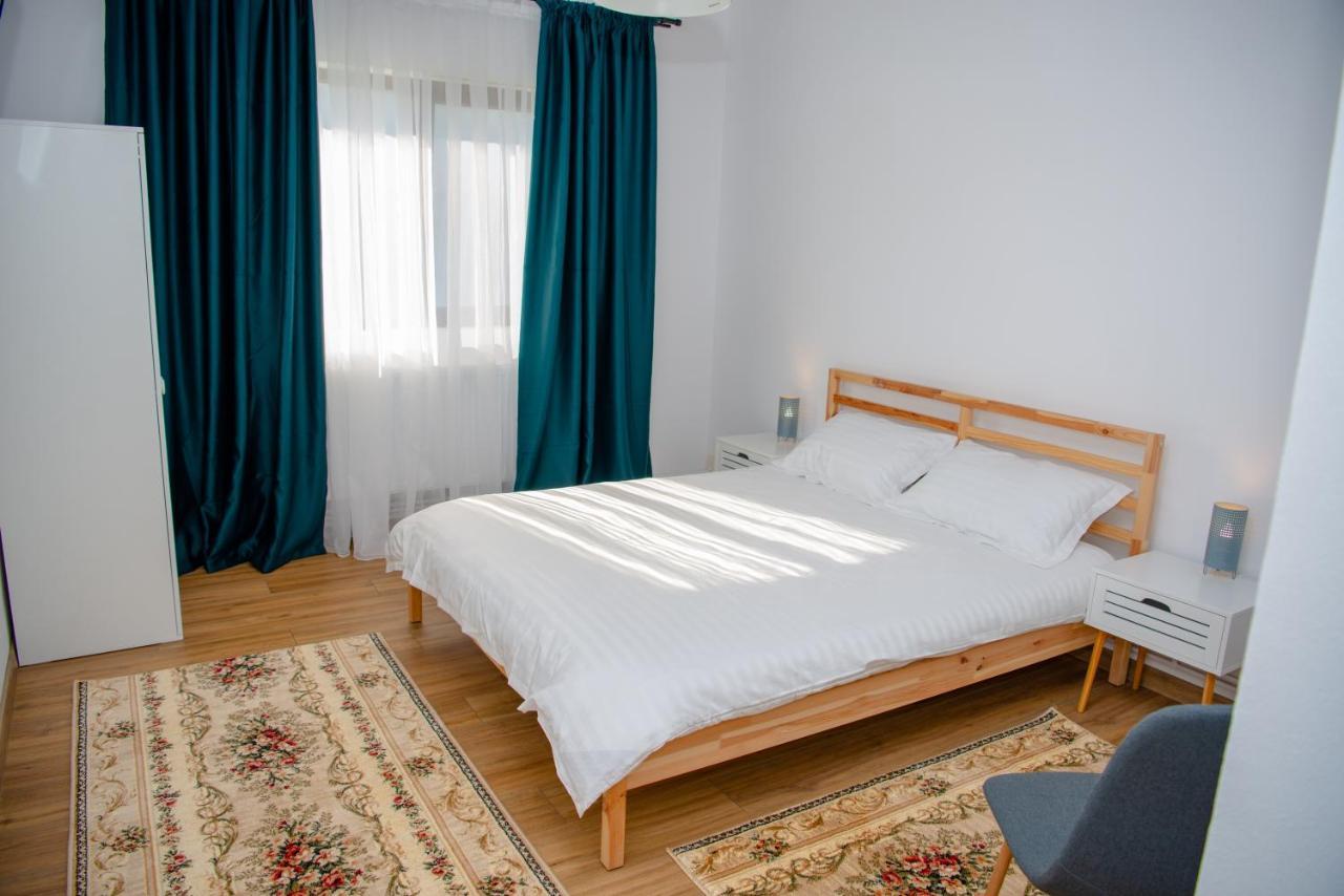 Appartamento Family House Pristol Esterno foto