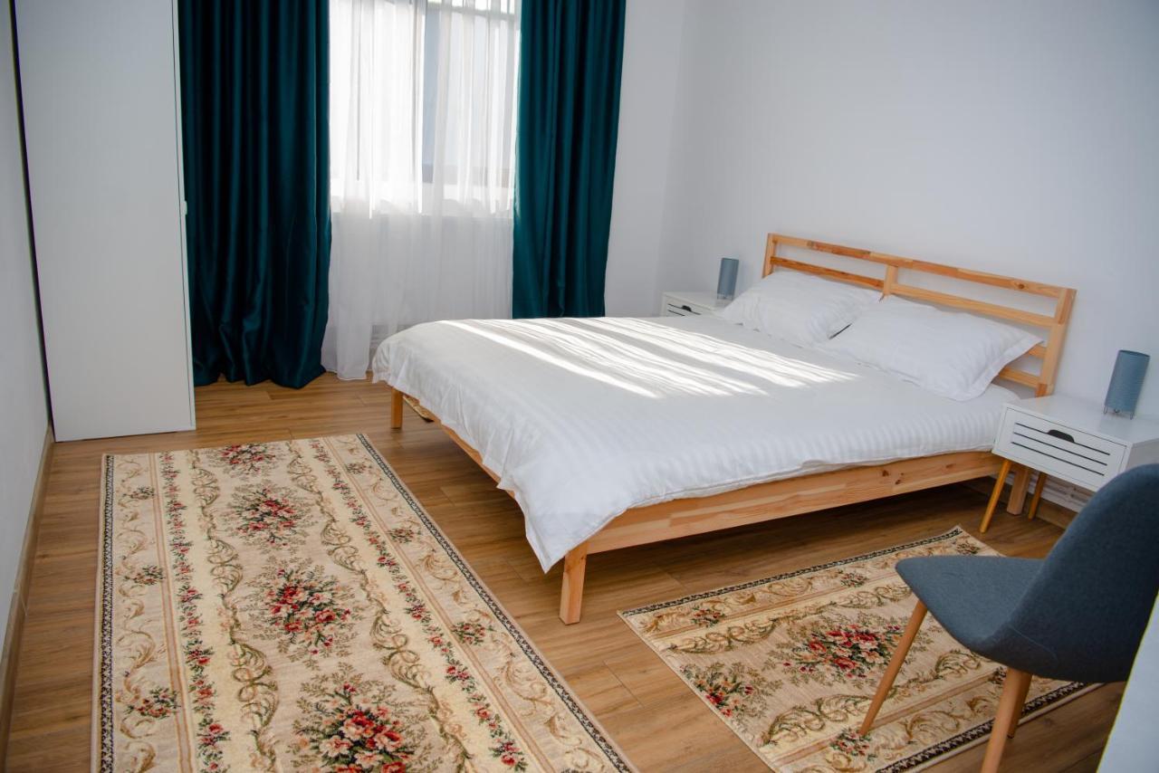 Appartamento Family House Pristol Esterno foto